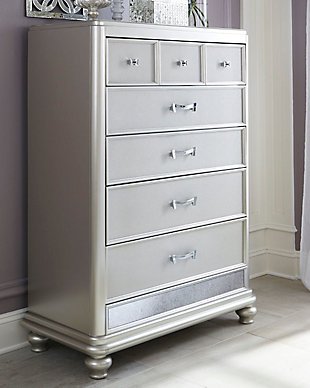 Coralayne Chest of Drawers, , rollover